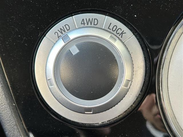 デリカＤ：５ ローデスト　Ｄ　パワーパッケージ　メーカオプションナビ（ＡＭ／ＦＭ／ｉＰｏｄ／Ｂｌｕｅｔｏｏｔｈ／フルセグＴＶ）／ブルバー／リアラダー／ルーフレール／バックカメラ／クルーズコントロール／両側パワースライドドア／ＥＴＣ／／シートヒーター（31枚目）