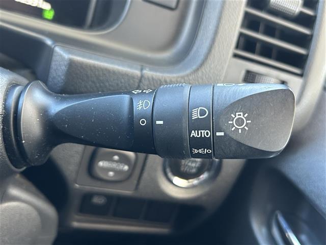 ハイエースバン スーパーGL ダーク プライムII ワンオーナー 社外ナビ(KENWOOD)(FM/AM/CD/DVD/TV/Bluetooth) バックカメラ 全方位カメラ ETC スペアキー ドライブレコーダー(前後)モデリスタエアロ(9枚目)