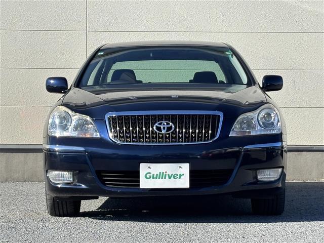 クラウンマジェスタ Ａタイプ　純正ナビ（ＡＭ／ＦＭ／ＣＤ／ＤＶＤ／ＭＤ）／バックカメラ／クルーズコントロール／ビルトインＥＴＣ／パワーシート／パワーバックドア／プッシュスタート／保証書／オートライト／純正ＡＷ／純正ドアバイザー（12枚目）