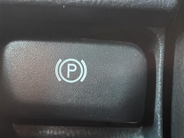 クラウンマジェスタ Ａタイプ　純正ナビ（ＡＭ／ＦＭ／ＣＤ／ＤＶＤ／ＭＤ）／バックカメラ／クルーズコントロール／ビルトインＥＴＣ／パワーシート／パワーバックドア／プッシュスタート／保証書／オートライト／純正ＡＷ／純正ドアバイザー（32枚目）