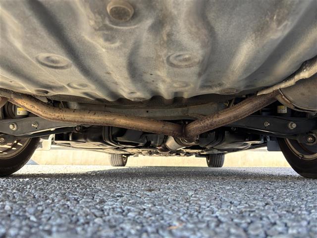 クラウンマジェスタ Ａタイプ　純正ナビ（ＡＭ／ＦＭ／ＣＤ／ＤＶＤ／ＭＤ）／バックカメラ／クルーズコントロール／ビルトインＥＴＣ／パワーシート／パワーバックドア／プッシュスタート／保証書／オートライト／純正ＡＷ／純正ドアバイザー（41枚目）