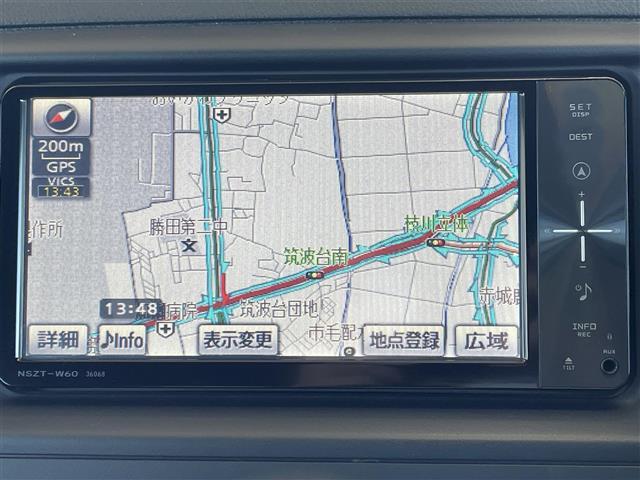 �y�����i�r�z��p�݌v�Ŏԓ��̕��͋C�Ƀ}�b�`�B�i�r���p���̃}�b�v�\���͌��₷���A�����̃h���C�u���O�b�Ɗy�����Ȃ�܂��B