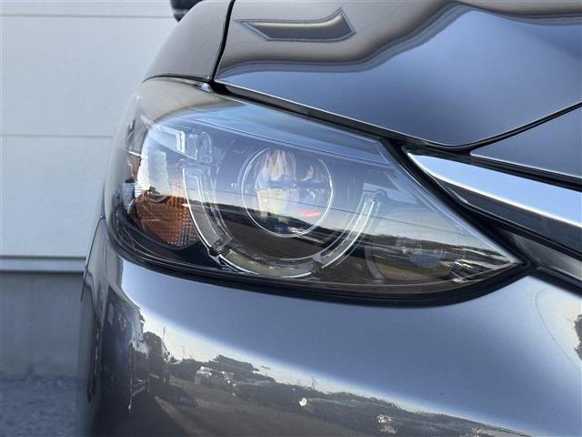 アテンザセダン ２５Ｓ　Ｌパッケージ　純正メモリナビ（ＡＭ／ＦＭ／ＣＤ／ＤＶＤ／Ｂｌｕｅｔｏｏｔｈ／ワンセグ）／バックカメラ／クルーズコントロール／ＥＴＣ／レザーシート／ヒートシーター／ハンドルヒーター／ヘッドアップディスプレイ／社外ＡＷ（17枚目）