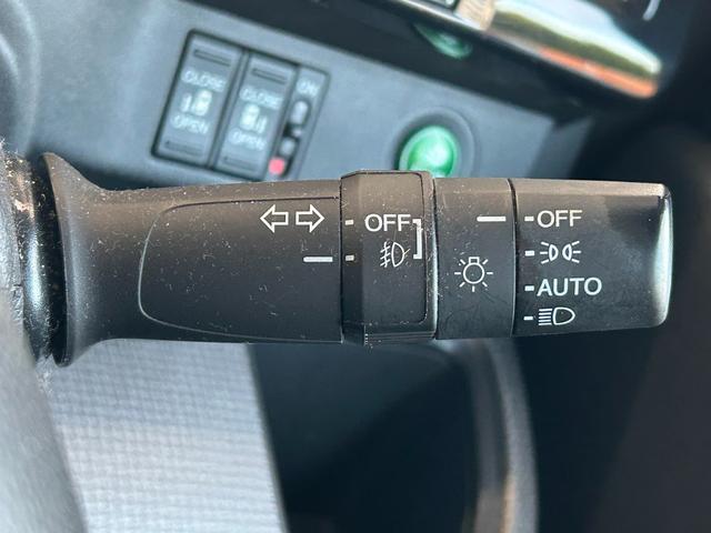 ステップワゴンスパーダ スパーダ ホンダセンシング 純正ナビ/バックカメラ/両側パワースライド/前方ドライブレコーダー/ホンダセンシング/ビルトインETC/レーダークルーズコントロール/LEDヘッドライト/後部座席モニター/USB入力端子/三列シート(11枚目)