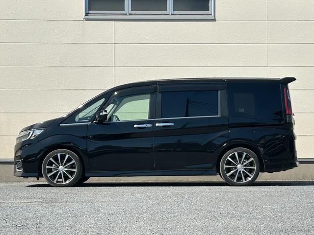 ステップワゴンスパーダ スパーダ ホンダセンシング 純正ナビ/バックカメラ/両側パワースライド/前方ドライブレコーダー/ホンダセンシング/ビルトインETC/レーダークルーズコントロール/LEDヘッドライト/後部座席モニター/USB入力端子/三列シート(14枚目)