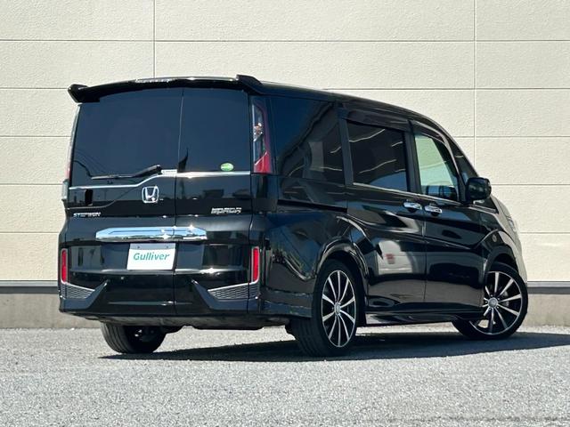 ステップワゴンスパーダ スパーダ ホンダセンシング 純正ナビ/バックカメラ/両側パワースライド/前方ドライブレコーダー/ホンダセンシング/ビルトインETC/レーダークルーズコントロール/LEDヘッドライト/後部座席モニター/USB入力端子/三列シート(17枚目)