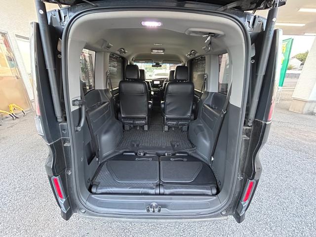 ステップワゴンスパーダ スパーダ ホンダセンシング 純正ナビ/バックカメラ/両側パワースライド/前方ドライブレコーダー/ホンダセンシング/ビルトインETC/レーダークルーズコントロール/LEDヘッドライト/後部座席モニター/USB入力端子/三列シート(28枚目)