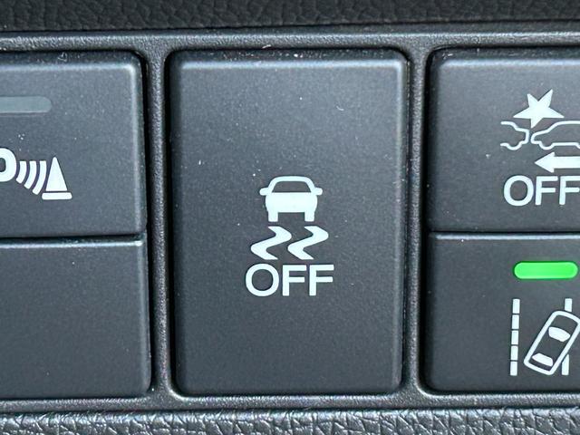 ステップワゴンスパーダ スパーダ ホンダセンシング 純正ナビ/バックカメラ/両側パワースライド/前方ドライブレコーダー/ホンダセンシング/ビルトインETC/レーダークルーズコントロール/LEDヘッドライト/後部座席モニター/USB入力端子/三列シート(32枚目)