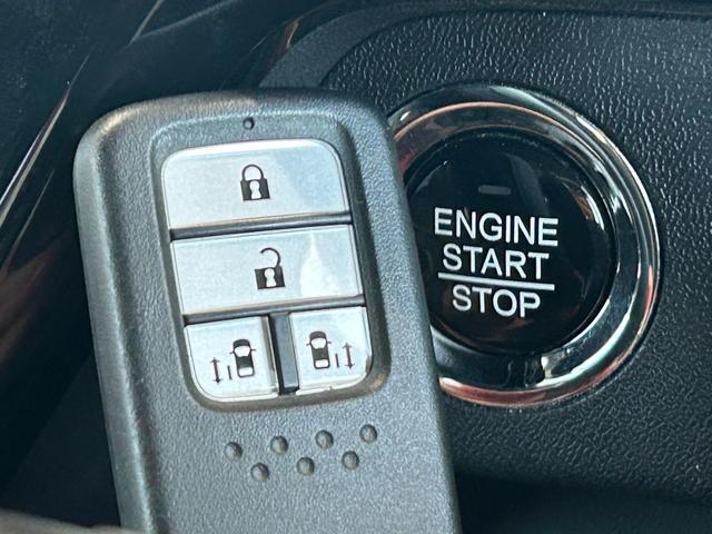 ステップワゴンスパーダ スパーダ ホンダセンシング 純正ナビ/バックカメラ/両側パワースライド/前方ドライブレコーダー/ホンダセンシング/ビルトインETC/レーダークルーズコントロール/LEDヘッドライト/後部座席モニター/USB入力端子/三列シート(37枚目)