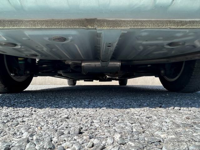 ヴォクシー V 社外ナビ/フルセグTV/Bluetooth接続/バックカメラ/前後ドライブレコーダー/後部座席モニター/サンルーフ/クルーズコントロール/両側パワースライド/純正15インチAW(43枚目)