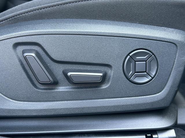 A3 スポーツバック30TFSIアドバンスド ワンオーナー/純正ナビ/Applecarplay/バックカメラ/フルセグ/パーキングアシスト/純正ドライブレコーダー/アイドリングストップ/クルーズコントロール/シートヒーター/置くだけ充電(39枚目)