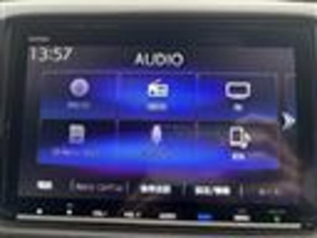 ヴェゼル ハイブリッドZ・ホンダセンシング 純正ナビ(CD/DVD/FM/AM/TV/Bluetooth/HDMI)/バックカメラ/クルーズコントロール/ステアリングスイッチ/ハーフレザーシート/シートヒーター(D/N席)/ETC/純正AW(5枚目)