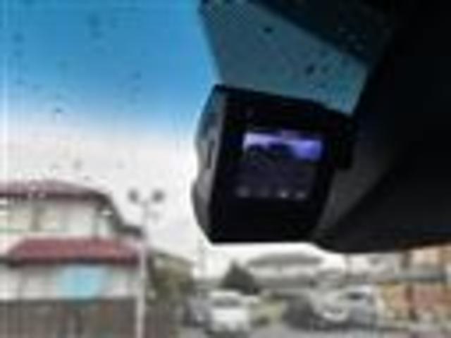 ヴェゼル ハイブリッドZ・ホンダセンシング 純正ナビ(CD/DVD/FM/AM/TV/Bluetooth/HDMI)/バックカメラ/クルーズコントロール/ステアリングスイッチ/ハーフレザーシート/シートヒーター(D/N席)/ETC/純正AW(6枚目)