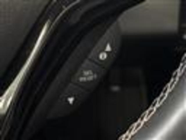 ヴェゼル ハイブリッドZ・ホンダセンシング 純正ナビ(CD/DVD/FM/AM/TV/Bluetooth/HDMI)/バックカメラ/クルーズコントロール/ステアリングスイッチ/ハーフレザーシート/シートヒーター(D/N席)/ETC/純正AW(14枚目)
