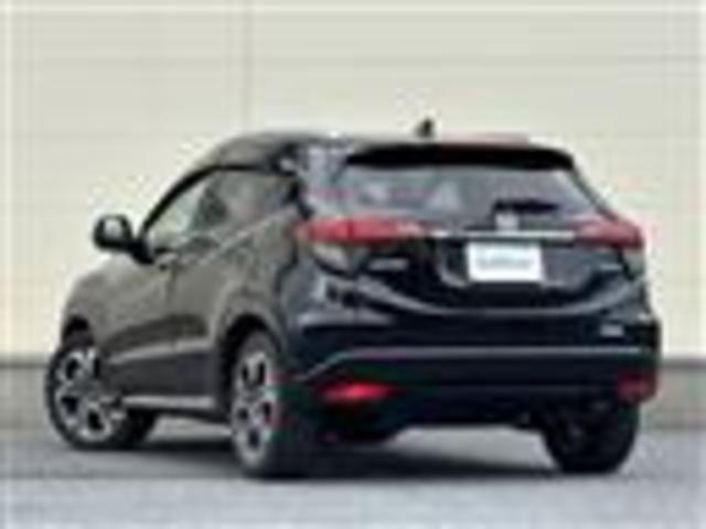 ヴェゼル ハイブリッドZ・ホンダセンシング 純正ナビ(CD/DVD/FM/AM/TV/Bluetooth/HDMI)/バックカメラ/クルーズコントロール/ステアリングスイッチ/ハーフレザーシート/シートヒーター(D/N席)/ETC/純正AW(18枚目)