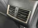 【Wエアコン】後席にもエアコン吹き出し口がございます!