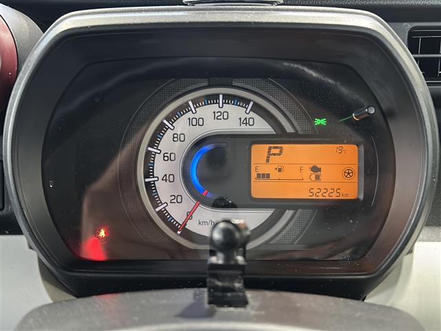 スペーシア ハイブリッドＧ　ＣＤ／ＣＤチェンジャー　両側スライドドア　純正フロアマット　純正ドアバイザー　横滑り防止装置　盗難防止装置　オートライト　アイドリングストップ　ベンチシート　スマートキー　スペアキー　冬タイヤ×４（14枚目）