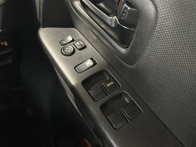 スペーシア ハイブリッドＧ　ＣＤ／ＣＤチェンジャー　両側スライドドア　純正フロアマット　純正ドアバイザー　横滑り防止装置　盗難防止装置　オートライト　アイドリングストップ　ベンチシート　スマートキー　スペアキー　冬タイヤ×４（18枚目）