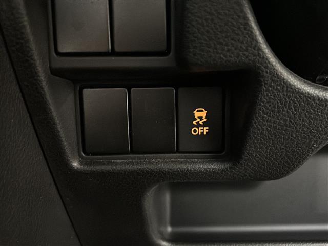 スペーシア ハイブリッドＧ　ＣＤ／ＣＤチェンジャー　両側スライドドア　純正フロアマット　純正ドアバイザー　横滑り防止装置　盗難防止装置　オートライト　アイドリングストップ　ベンチシート　スマートキー　スペアキー　冬タイヤ×４（20枚目）