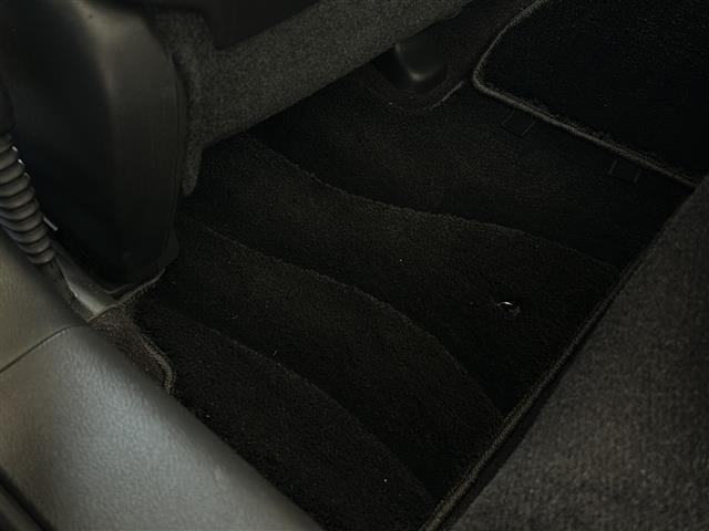 スカイライン 350GT ハイブリッド タイプSP 純正ナビ/本革シート/前席パワーシート/前席シートヒーター/D席シートメモリー/レーダークルーズコントロール/アラウンドビューモニター/コーナーセンサー/ドライブレコーダー/パドルシフト/スペアキー有(4枚目)