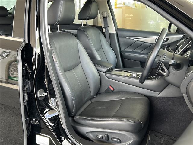 スカイライン 350GT ハイブリッド タイプSP 純正ナビ/本革シート/前席パワーシート/前席シートヒーター/D席シートメモリー/レーダークルーズコントロール/アラウンドビューモニター/コーナーセンサー/ドライブレコーダー/パドルシフト/スペアキー有(6枚目)