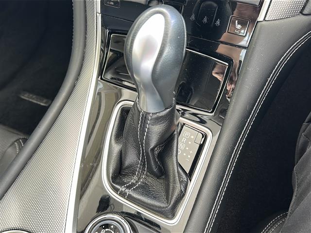 スカイライン 350GT ハイブリッド タイプSP 純正ナビ/本革シート/前席パワーシート/前席シートヒーター/D席シートメモリー/レーダークルーズコントロール/アラウンドビューモニター/コーナーセンサー/ドライブレコーダー/パドルシフト/スペアキー有(19枚目)