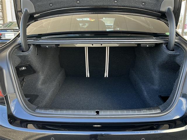 ５シリーズ ５２３ｄ　Ｍスポーツ　ワンオーナー　純正ナビ　フルセグＴＶ　全周囲カメラ　パワーバックドア　シートヒーター　シートベンチレーター　パワーシート　レーダークルーズコントロール　クリアランスソナー　オートマチックハイビーム（7枚目）