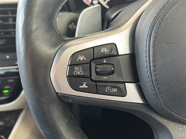 ５シリーズ ５２３ｄ　Ｍスポーツ　ワンオーナー　純正ナビ　フルセグＴＶ　全周囲カメラ　パワーバックドア　シートヒーター　シートベンチレーター　パワーシート　レーダークルーズコントロール　クリアランスソナー　オートマチックハイビーム（12枚目）