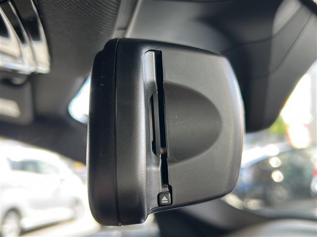 ５シリーズ ５２３ｄ　Ｍスポーツ　ワンオーナー　純正ナビ　フルセグＴＶ　全周囲カメラ　パワーバックドア　シートヒーター　シートベンチレーター　パワーシート　レーダークルーズコントロール　クリアランスソナー　オートマチックハイビーム（25枚目）