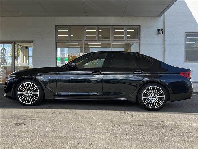 ５シリーズ ５２３ｄ　Ｍスポーツ　ワンオーナー　純正ナビ　フルセグＴＶ　全周囲カメラ　パワーバックドア　シートヒーター　シートベンチレーター　パワーシート　レーダークルーズコントロール　クリアランスソナー　オートマチックハイビーム（30枚目）