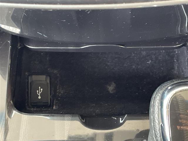 クラウンハイブリッド アスリートＳ　純正ナビ／フルセグＴＶ／全周囲カメラ／ドライブレコーダー／レーダークルーズコントロール／プリクラッシュセーフティシステム／コーナーセンサー／シートヒーター／パワーシート／ビルトインＥＴＣ／スペアキー（29枚目）