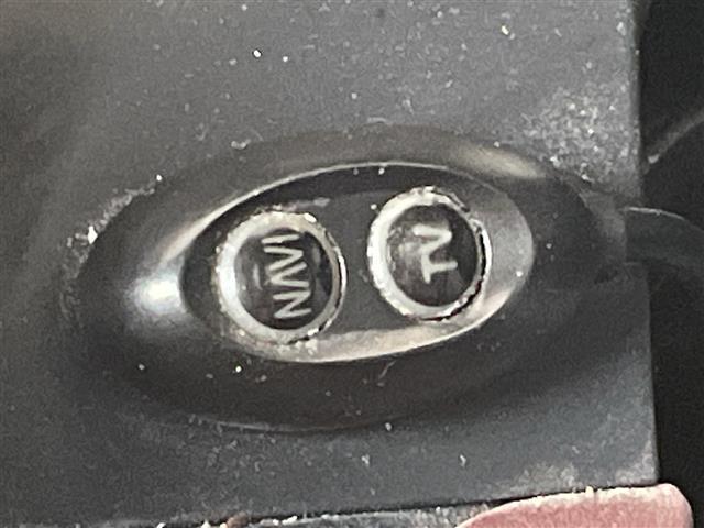 クラウンハイブリッド アスリートＳ　純正ナビ／フルセグＴＶ／全周囲カメラ／ドライブレコーダー／レーダークルーズコントロール／プリクラッシュセーフティシステム／コーナーセンサー／シートヒーター／パワーシート／ビルトインＥＴＣ／スペアキー（33枚目）