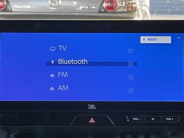 ハリアーＰＨＥＶ Ｚ　ワンオーナー／モデリスタ／ＪＢＬ／純正ディスプレイオーディオ（ナビキット付き）／フルセグＴＶ／調光パノラマルーフ／アラウンドビューモニター／ブラインドスポットモニター／置くだけ充電／１００Ｖ電源／（10枚目）