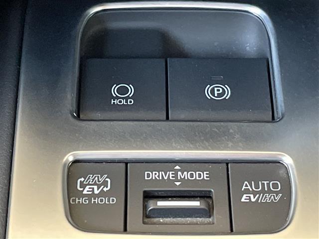 ハリアーＰＨＥＶ Ｚ　ワンオーナー／モデリスタ／ＪＢＬ／純正ディスプレイオーディオ（ナビキット付き）／フルセグＴＶ／調光パノラマルーフ／アラウンドビューモニター／ブラインドスポットモニター／置くだけ充電／１００Ｖ電源／（16枚目）