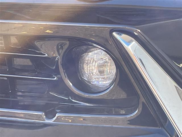 ハリアーＰＨＥＶ Ｚ　ワンオーナー／モデリスタ／ＪＢＬ／純正ディスプレイオーディオ（ナビキット付き）／フルセグＴＶ／調光パノラマルーフ／アラウンドビューモニター／ブラインドスポットモニター／置くだけ充電／１００Ｖ電源／（38枚目）