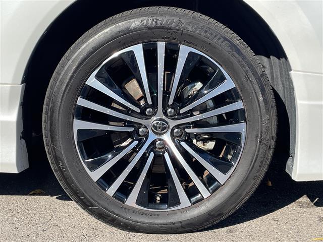 ハリアーＰＨＥＶ Ｚ　ワンオーナー／モデリスタ／ＪＢＬ／純正ディスプレイオーディオ（ナビキット付き）／フルセグＴＶ／調光パノラマルーフ／アラウンドビューモニター／ブラインドスポットモニター／置くだけ充電／１００Ｖ電源／（39枚目）