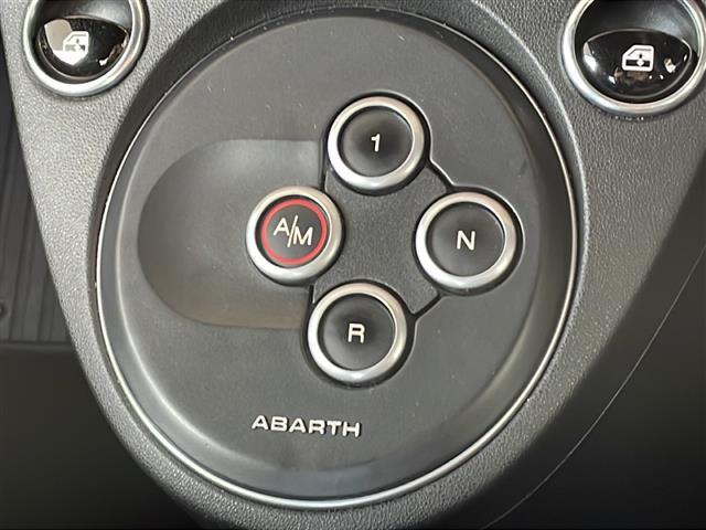 アバルト595 ベースグレード(32枚目)