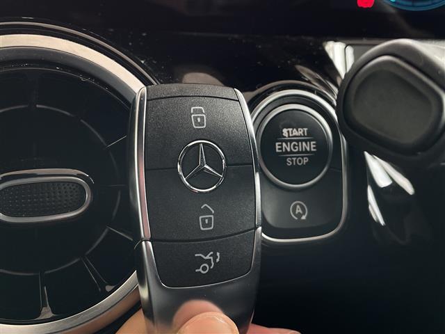 ������тm���C�P���̃K���o�[�����炱���ł��鍂������I���Q�O�Q�O�N�P���@�i���j���{�\����������������ׁi�������ÎԔ���s��̑�蔃����Ǝ҂�ΏۂƂ����u���Î����Ԕ���䐔�m���D�P�����v���j