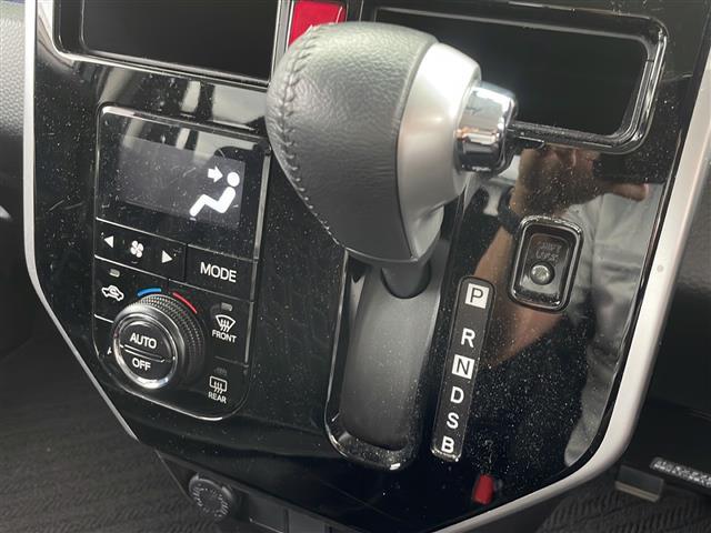 ルーミー カスタムG S ワンオーナー 純正ナビ フルセグ バックカメラ プリクラッシュセーフティ クルーズコントロール 両側パワスラ 純正14AW LEDライト LEDフォグ ETC オートリトラミラー スマートキー(25枚目)