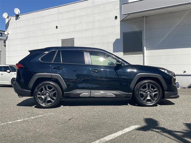 RAV4 アドベンチャー 4WD パノラマルーフ JAOS(F,R,S) 純正ディスプレイオーディオ 純正19AW ルーフレール プリクラッシュセーフティ レーダークルコン ブラインドスポットモニター レーンキープアシスト(7枚目)