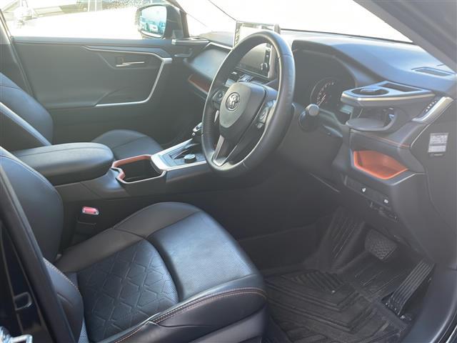 RAV4 アドベンチャー 4WD パノラマルーフ JAOS(F,R,S) 純正ディスプレイオーディオ 純正19AW ルーフレール プリクラッシュセーフティ レーダークルコン ブラインドスポットモニター レーンキープアシスト(36枚目)