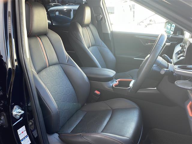 RAV4 アドベンチャー 4WD パノラマルーフ JAOS(F,R,S) 純正ディスプレイオーディオ 純正19AW ルーフレール プリクラッシュセーフティ レーダークルコン ブラインドスポットモニター レーンキープアシスト(37枚目)
