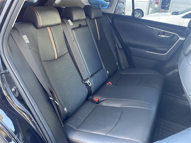 RAV4 アドベンチャー 4WD パノラマルーフ JAOS(F,R,S) 純正ディスプレイオーディオ 純正19AW ルーフレール プリクラッシュセーフティ レーダークルコン ブラインドスポットモニター レーンキープアシスト(39枚目)