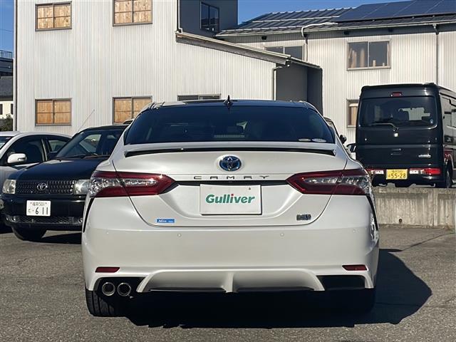 カムリ WS ワンオーナー メーカーナビ プリクラッシュセーフティ レーンキープアシスト ヘッドアップディスプレイ ブラインドスポットモニター レーダークルコン ドラレコ フルセグ バックカメラ 純正18AW(3枚目)