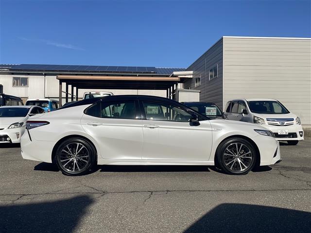 カムリ WS ワンオーナー メーカーナビ プリクラッシュセーフティ レーンキープアシスト ヘッドアップディスプレイ ブラインドスポットモニター レーダークルコン ドラレコ フルセグ バックカメラ 純正18AW(7枚目)