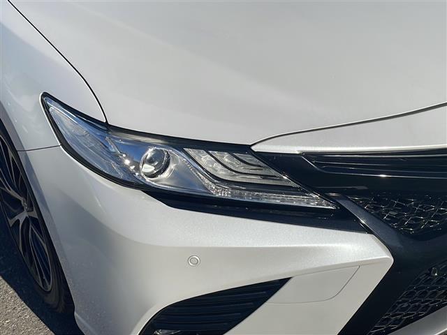 カムリ WS ワンオーナー メーカーナビ プリクラッシュセーフティ レーンキープアシスト ヘッドアップディスプレイ ブラインドスポットモニター レーダークルコン ドラレコ フルセグ バックカメラ 純正18AW(9枚目)