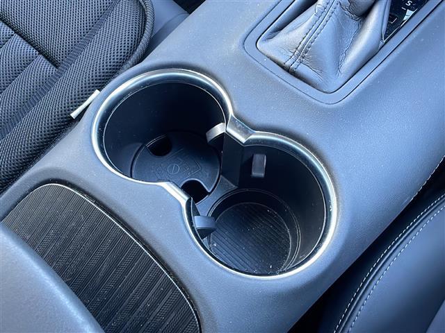 ハリアーハイブリッド Z ワンオーナー メーカーナビ フルセグ 360°カメラ JBL プリクラッシュセーフティ レーンキープアシスト レータークルコン ブラインドスポットモニター 純正19AW デジタルインナーミラー(24枚目)