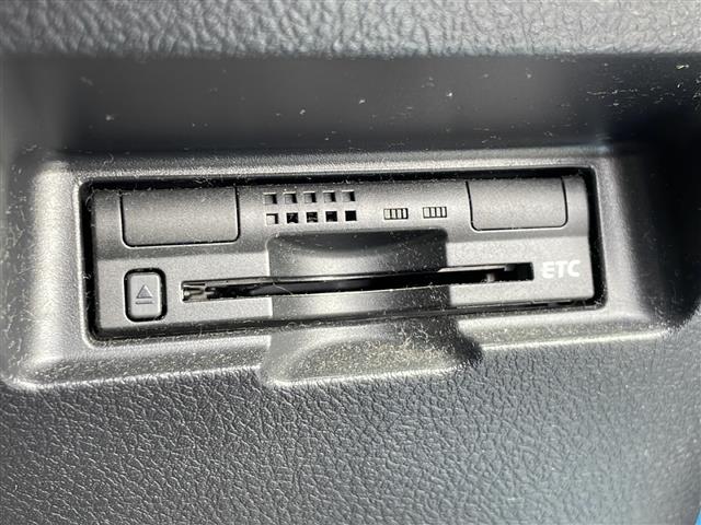 ヴィッツ 1.0F スマートスタイル 純正メモリナビゲーション ワンセグテレビ ETC 社外14インチアルミホイール 電動格納ミラー ライトレベライザー プッシュスタート スマートキー(17枚目)