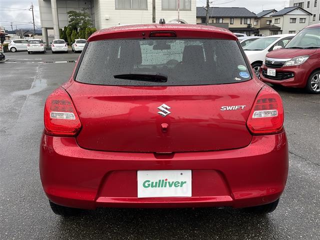 スイフト XGリミテッド ワンオーナー 純正8インチナビ デュアルカメラブレーキサポート フルセグ ETC レーンキープアシスト レーダークルコン シートヒーター ドラレコ バックカメラ LEDライト スマートキー(3枚目)