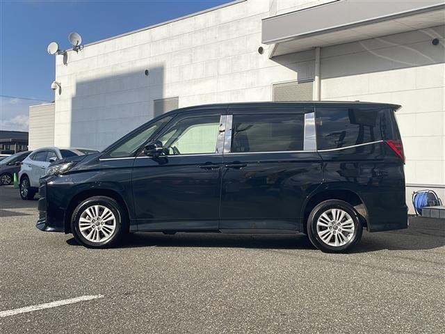 ノア ハイブリッドS-Z ワンオーナー 4WD 純正ナビ フルセグ バックカメラ レーダークルコン 両側パワスラ プリクラッシュセーフティ レーンキーフアシスト ブラインドスポットモニター フリップダウンモニター ドラレコ(6枚目)